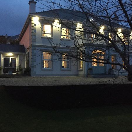 Ten Beacon Hill Fahan Luaran gambar